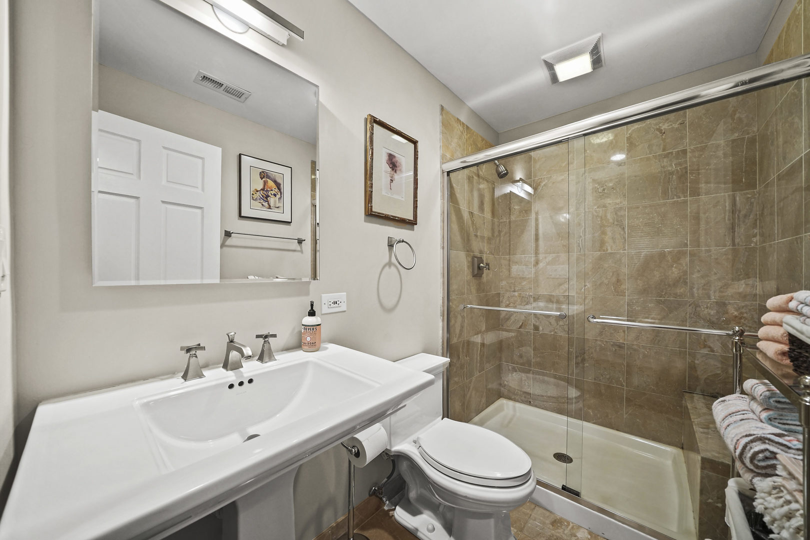 244 West Scott Street Chicago, IL 60610 - Photo 29 of 35