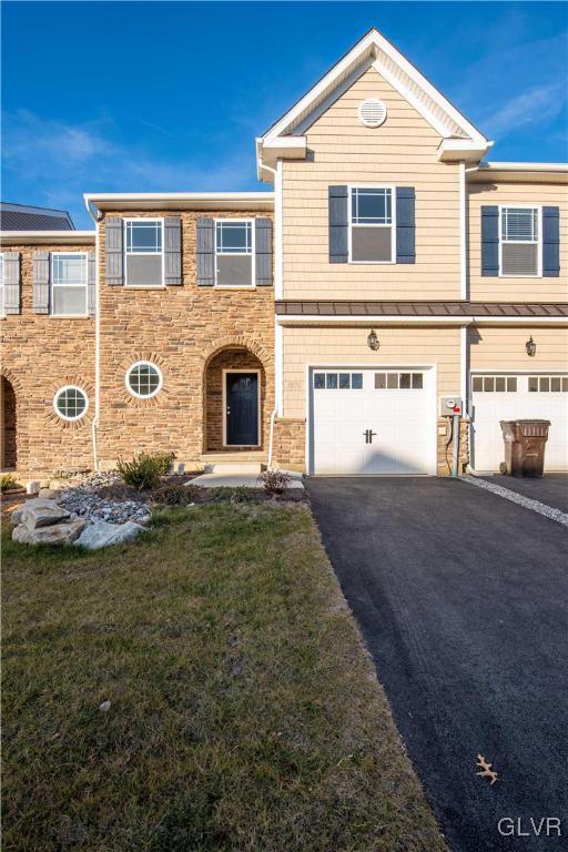 3976 Mink Road Emmaus, PA 18049 - Photo 1 of 25 Gallery Image 1