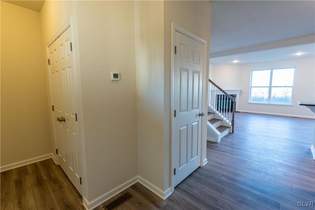 3976 Mink Road Emmaus, PA 18049 - Photo 3 of 25 Gallery Image 3