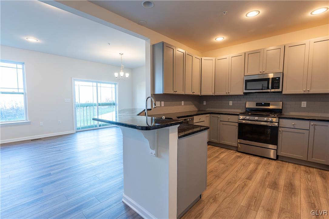 3976 Mink Road Emmaus, PA 18049 - Photo 4 of 25 Gallery Image 4
