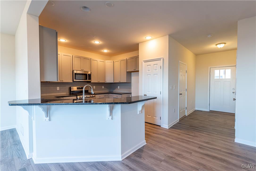 3976 Mink Road Emmaus, PA 18049 - Photo 5 of 25 Gallery Image 5
