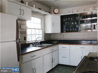 364 Springhouse Road King of Prussia, PA 19406 - Photo 5 of 12 Kitchen