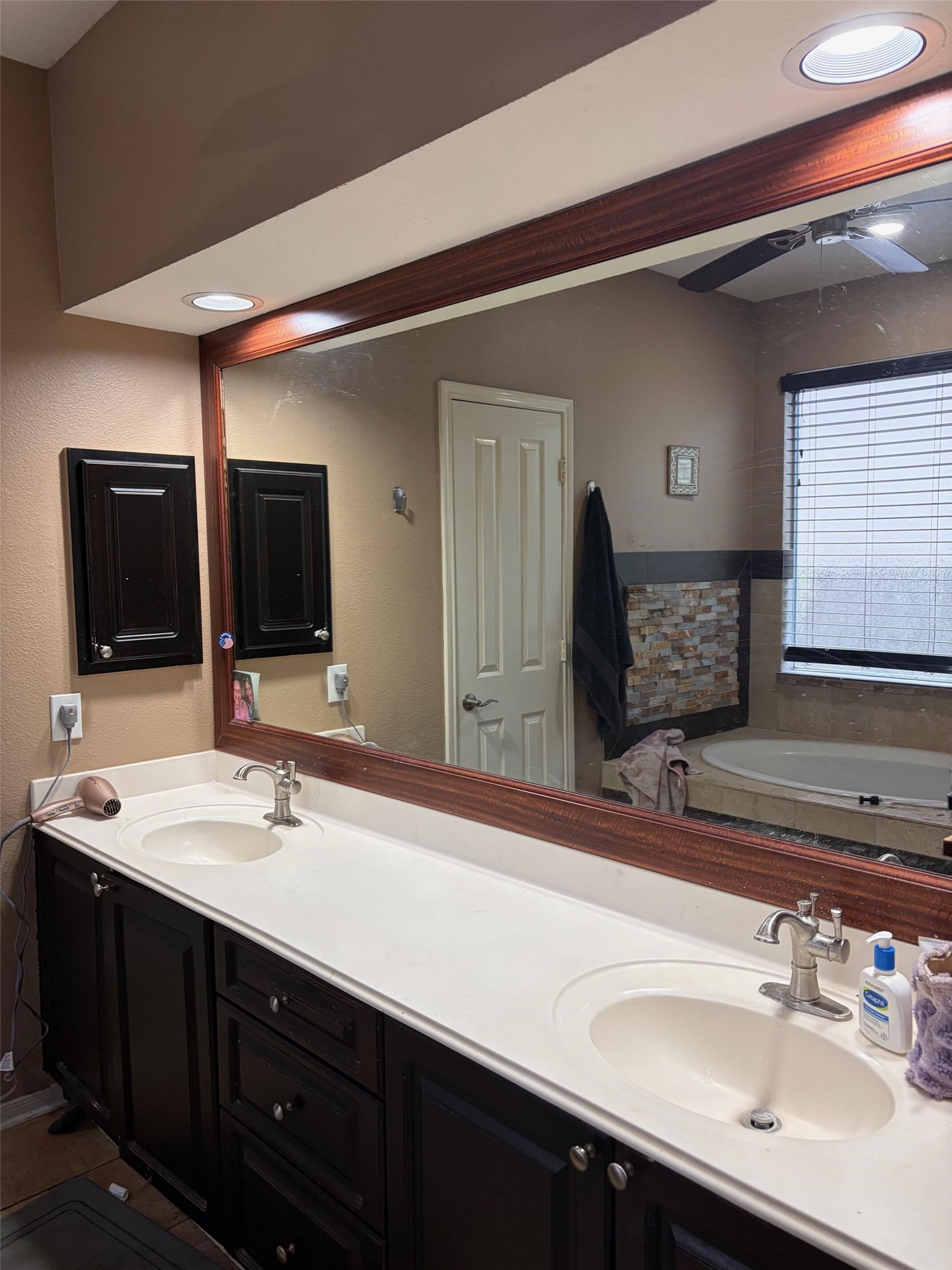 19 Lyreleaf Place Spring, TX 77382 - Photo 6 of 18