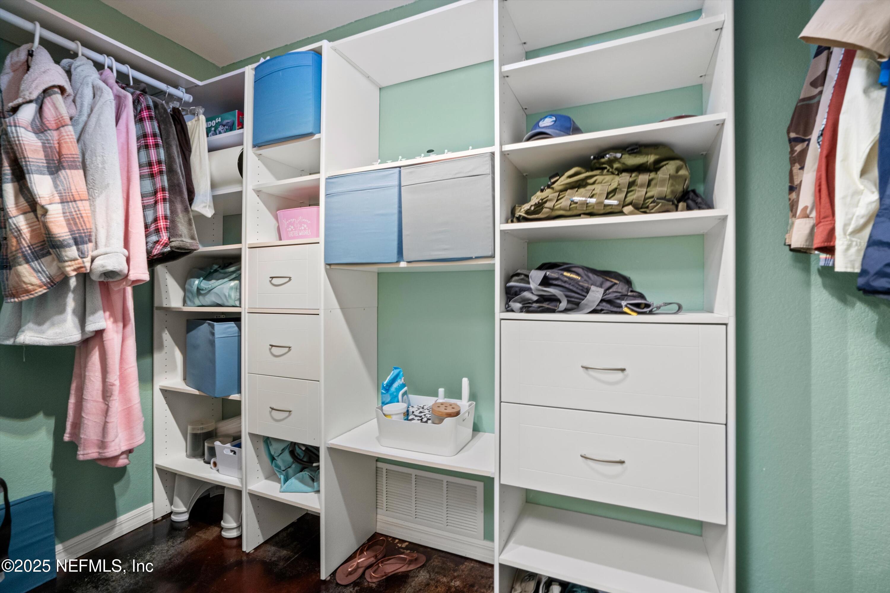 701 Tournament Road Ponte Vedra Beach, FL 32082 - Photo 6 of 28 06-Oversized Primary Custom Closet
