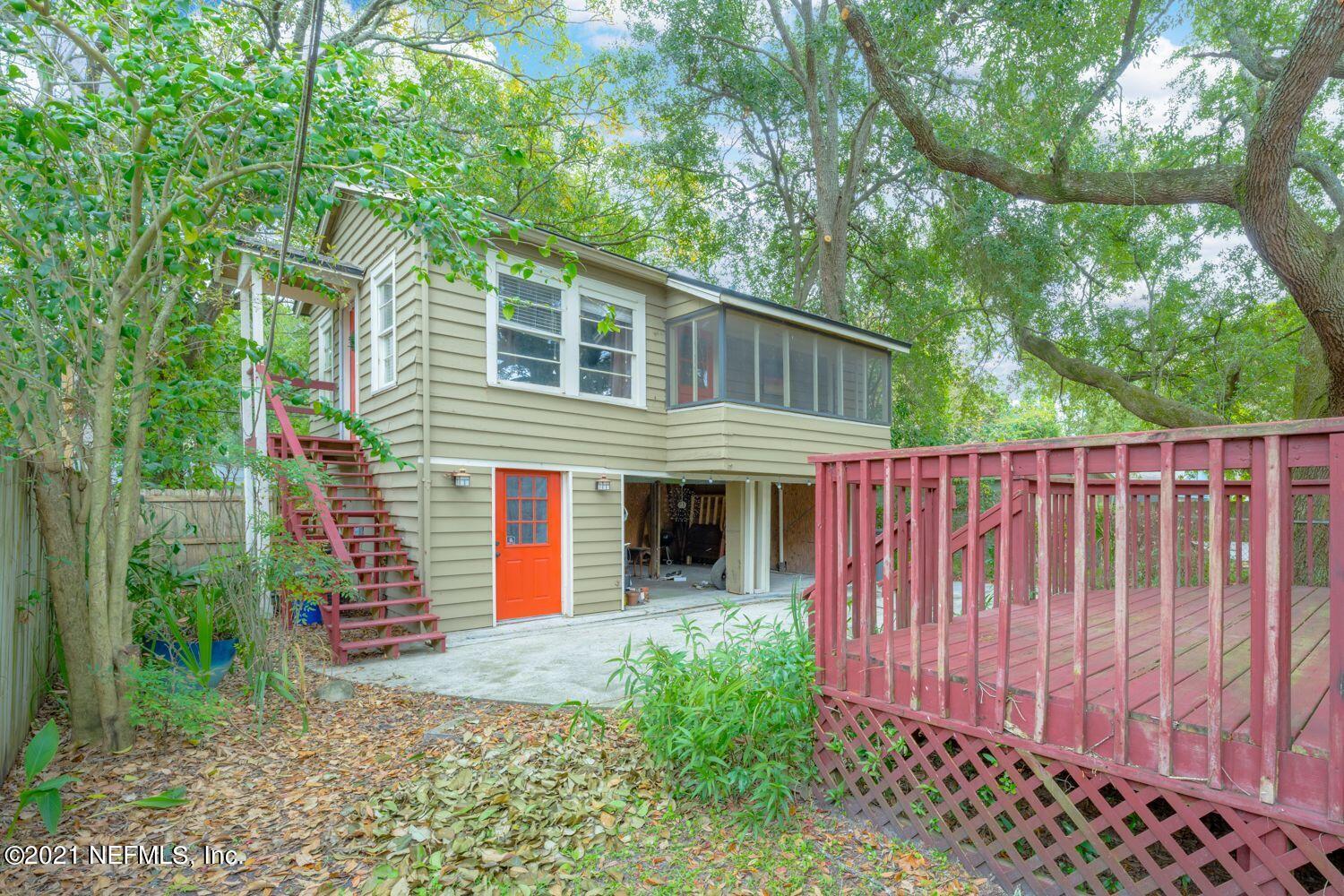 2835 Post Street Jacksonville, FL 32205 - Photo 19 of 30 a front view of a house with a garden