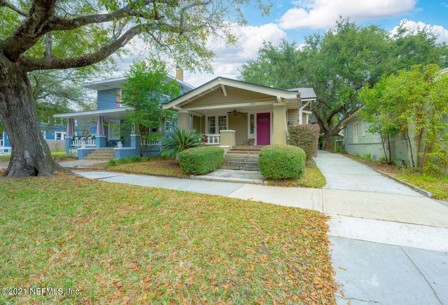2835 Post Street Jacksonville, FL 32205 - Photo 2 of 30 a front view of a house with yard and green space