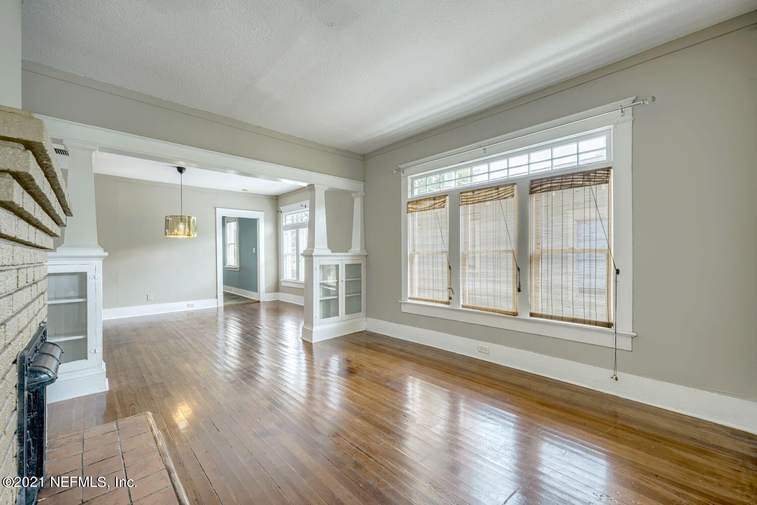 2835 Post Street Jacksonville, FL 32205 - Photo 5 of 30 a view of livingroom with furniture wooden floor and window