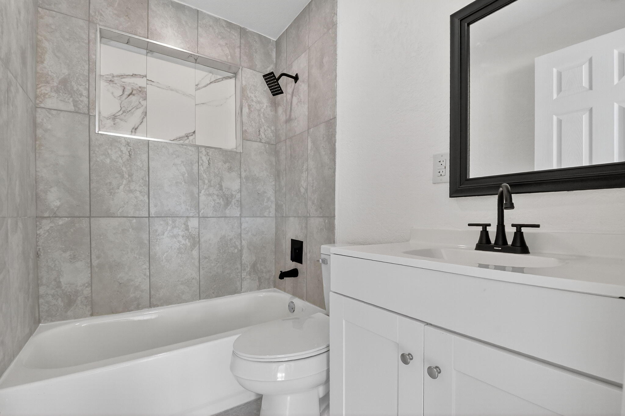 1249 West 7th Street Riviera Beach, FL 33404 - Photo 20 of 31 22-web-or-mls-024_DSC_1024