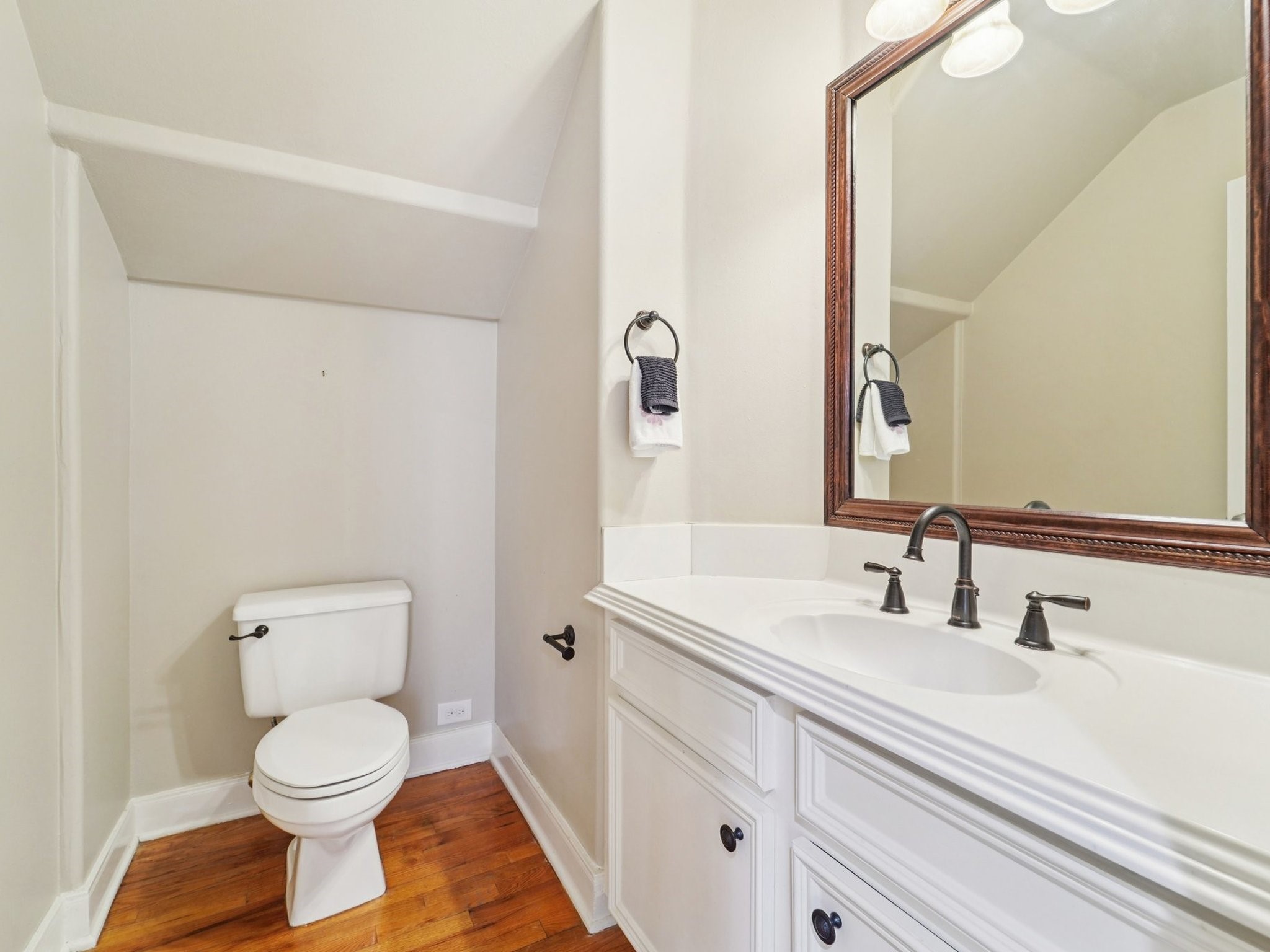 1951 West Clay Street Houston, TX 77019 - Photo 18 of 49 The half bath is ideal for guests.