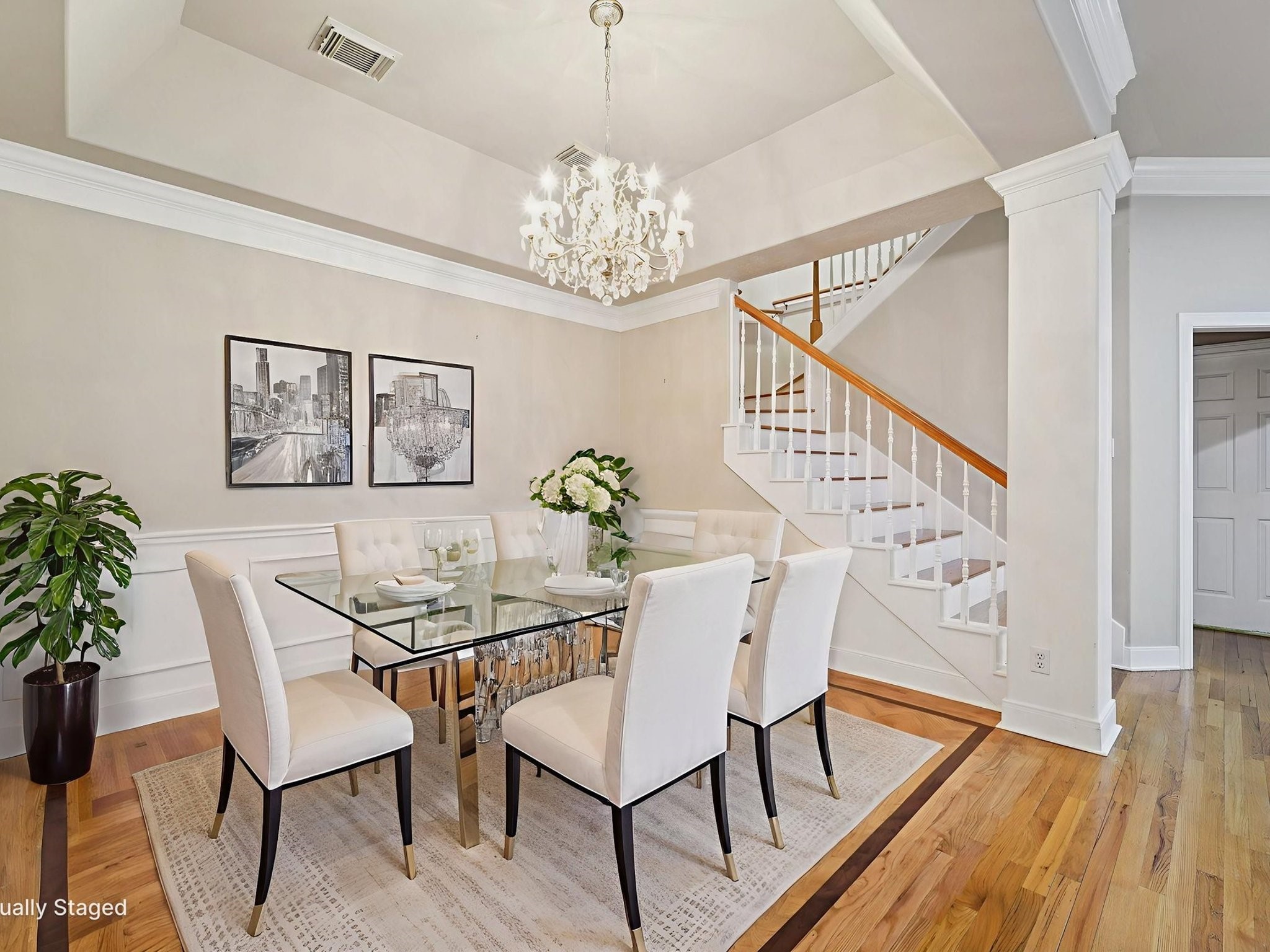 1951 West Clay Street Houston, TX 77019 - Photo 8 of 49 Virtually staged.