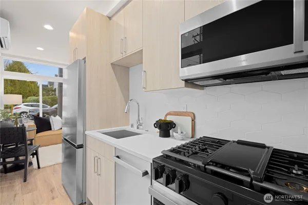 $698,000 | 5515 C 9th Avenue Northwest, Seattle, WA 98107