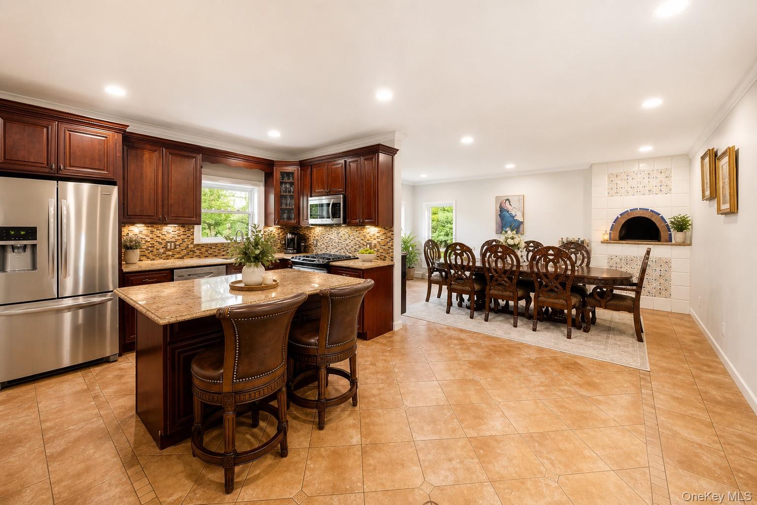 6 Inwood Place New Rochelle, NY 10801 - Photo 4 of 34 Gallery Image 4