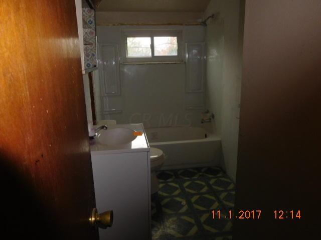 3759 Briggs Road Columbus, OH 43228 - Photo 29 of 34 Gallery Image 29
