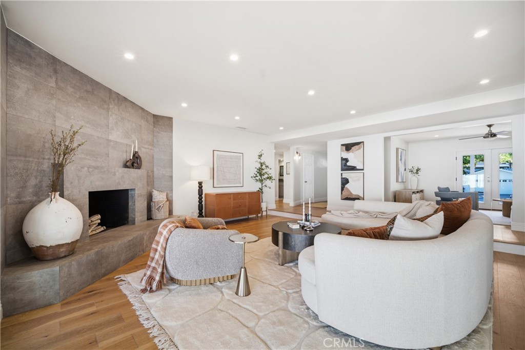 22764 Liberty Bell Road Calabasas, CA 91302 - Photo 13 of 72
