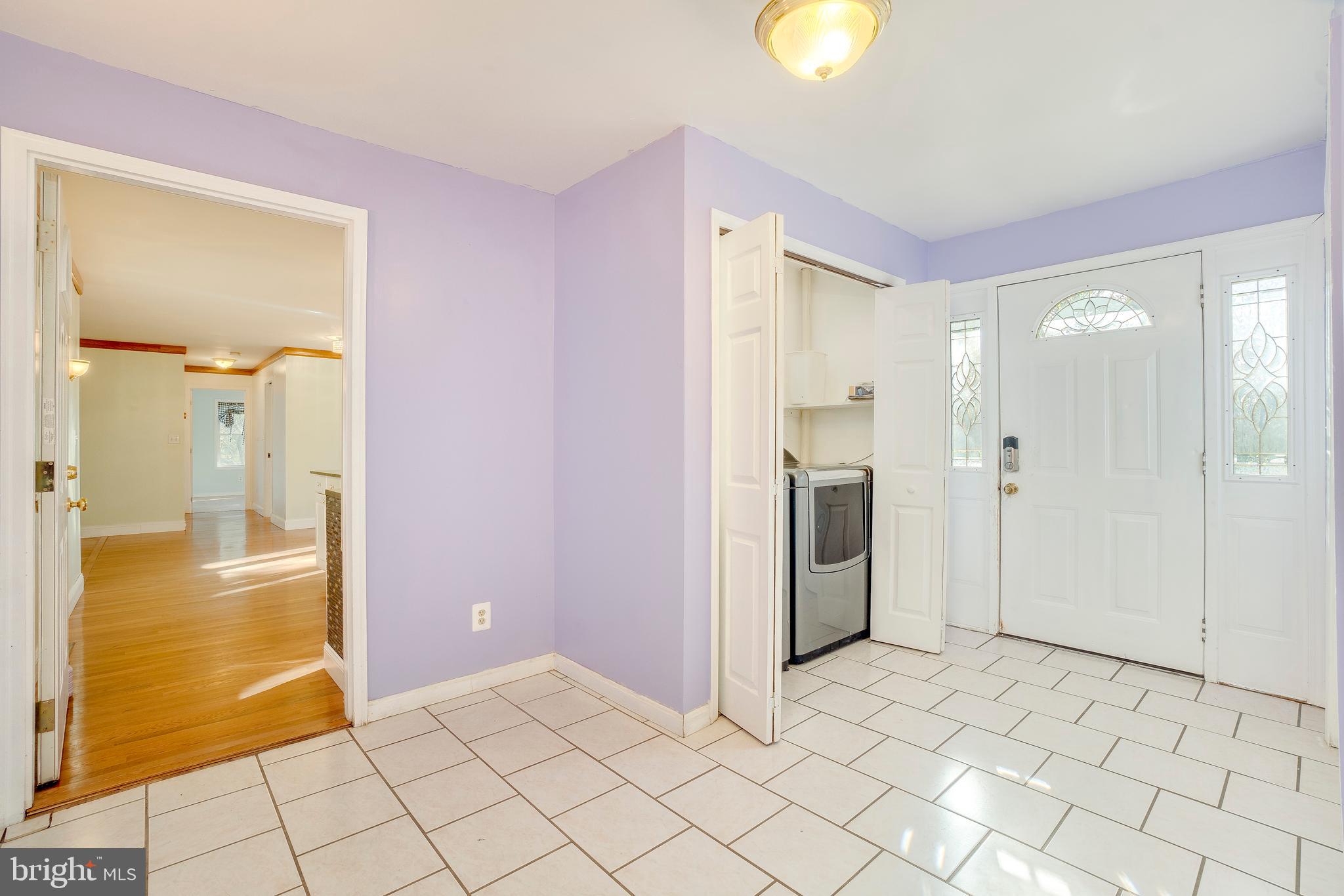 628 Trimble Road Joppa, MD 21085 - Photo 19 of 42 Entrance To Addition (Right Wing)