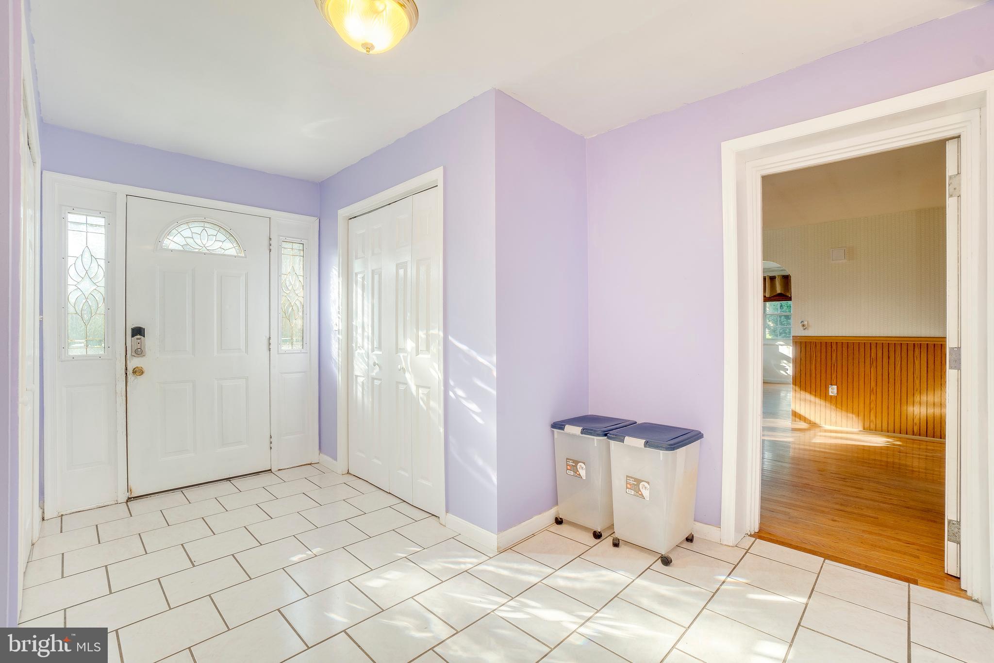 628 Trimble Road Joppa, MD 21085 - Photo 10 of 42 Foyer W/ Separate Entrances To Left & Right Wings