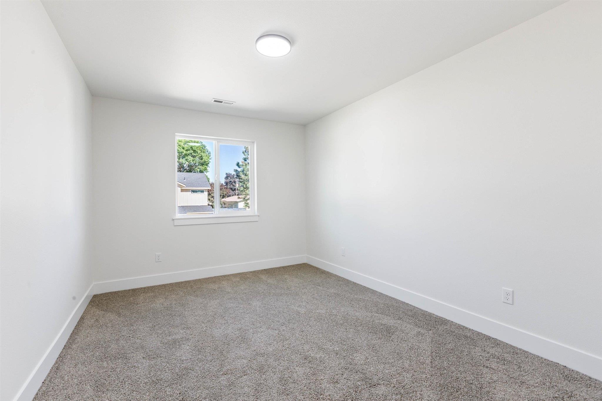 1217 North Walnut Road Spokane Valley, WA 99206 - Photo 29 of 32