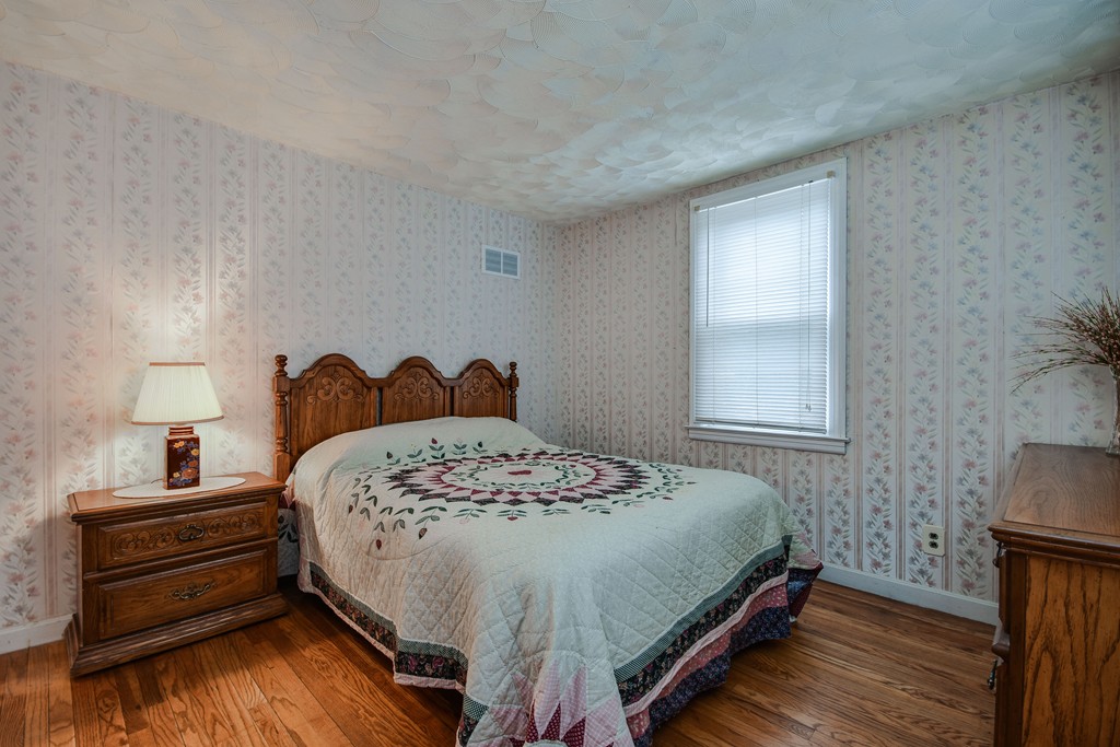 10 Magnolia Road Natick, MA 01760 - Photo 11 of 17 Gallery Image 11
