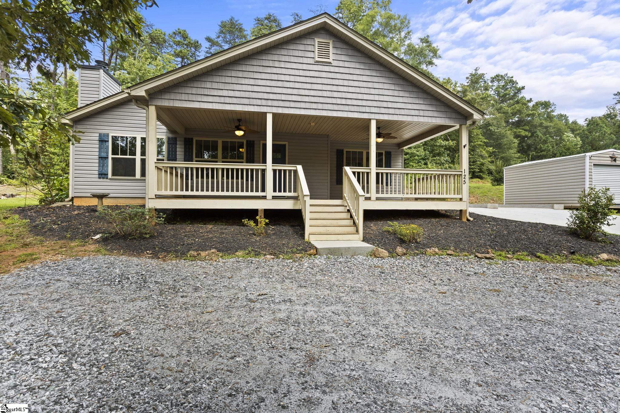 125 Robinson Road Taylors, SC 29687 - Photo 8 of 36