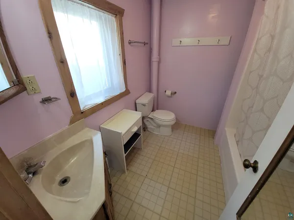 $337,500 | 420 West 5th Avenue, Grand Marais, MN 55604