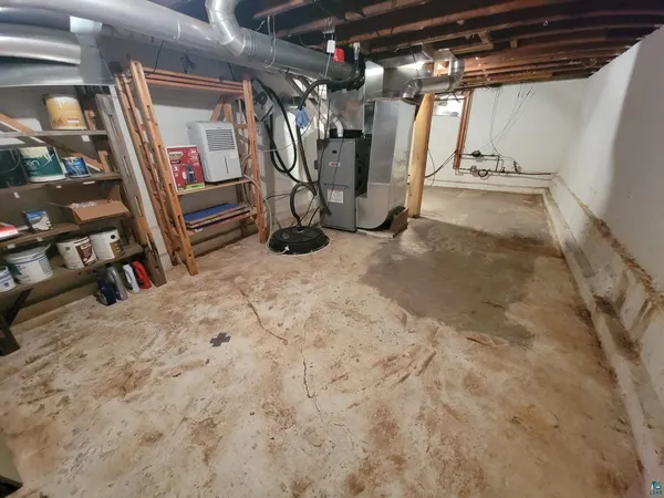 $337,500 | 420 West 5th Avenue, Grand Marais, MN 55604