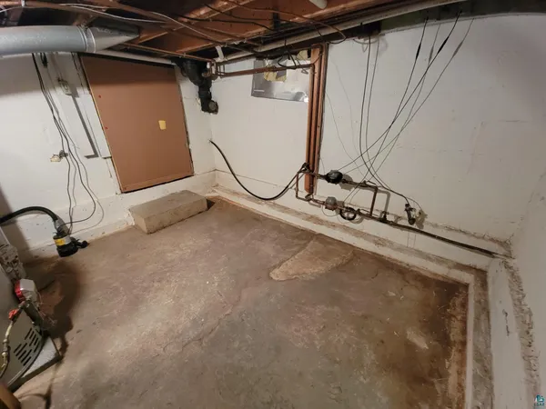 $337,500 | 420 West 5th Avenue, Grand Marais, MN 55604