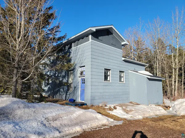 $337,500 | 420 West 5th Avenue, Grand Marais, MN 55604