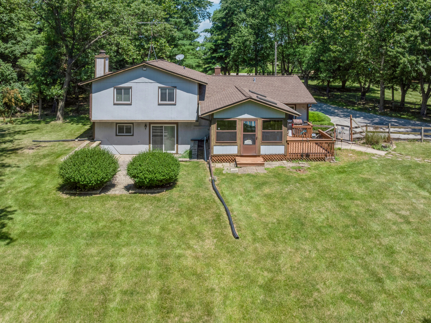 46W989 Kelley Road Hampshire, IL 60140 - Photo 5 of 40 Gallery Image 5