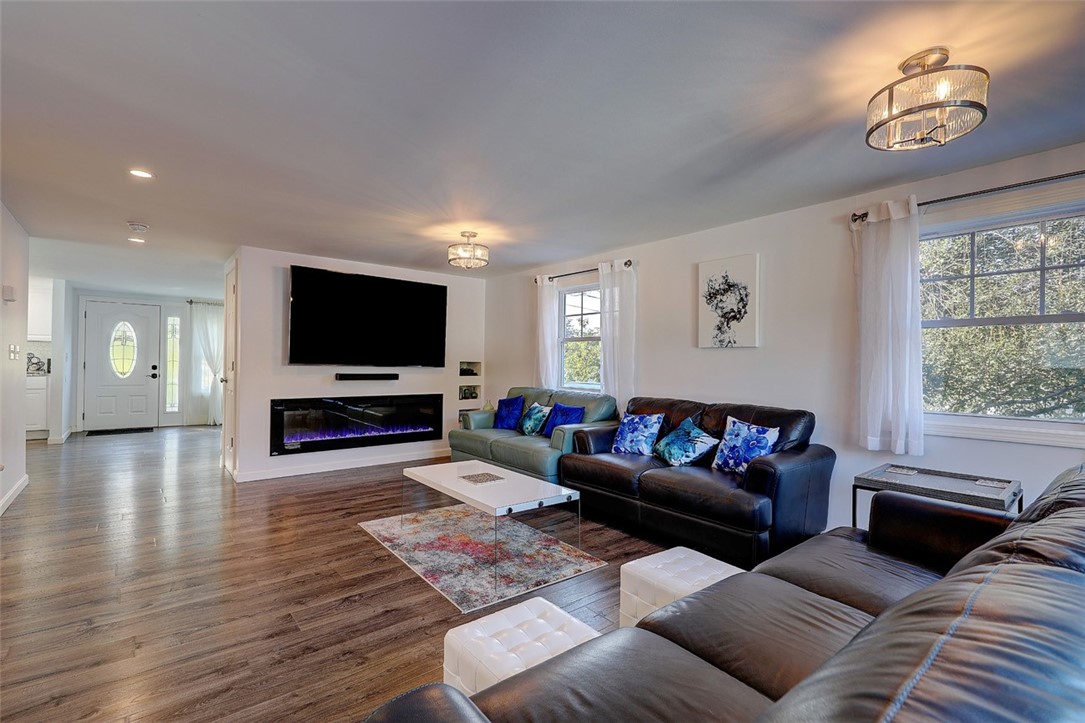 28 Schoolhouse Road Warren, RI 02885 - Photo 12 of 33 Gallery Image 12