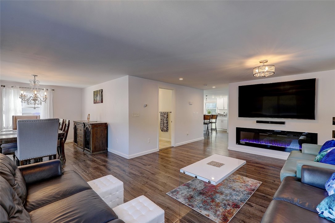 28 Schoolhouse Road Warren, RI 02885 - Photo 13 of 33 Gallery Image 13