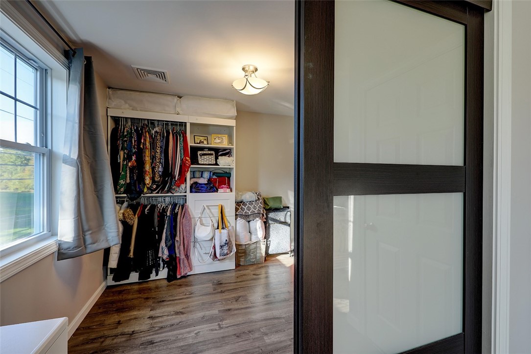 28 Schoolhouse Road Warren, RI 02885 - Photo 23 of 33 Gallery Image 23