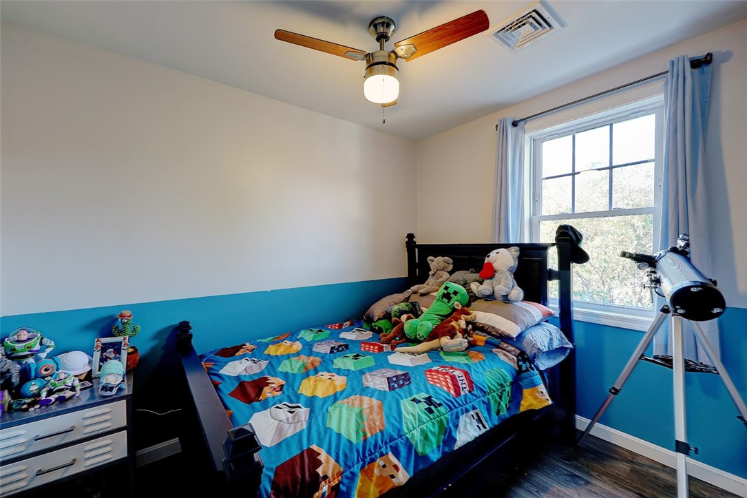 28 Schoolhouse Road Warren, RI 02885 - Photo 26 of 33 Gallery Image 26