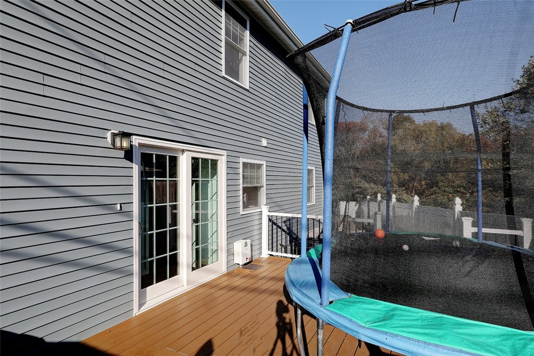 28 Schoolhouse Road Warren, RI 02885 - Photo 33 of 33 Gallery Image 33