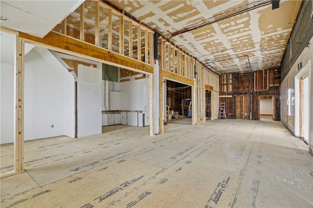 42 Main Road Tiverton, RI 02878 - Photo 22 of 46 Flex Space could be used as first floor Residence with great layout options and high ceilings