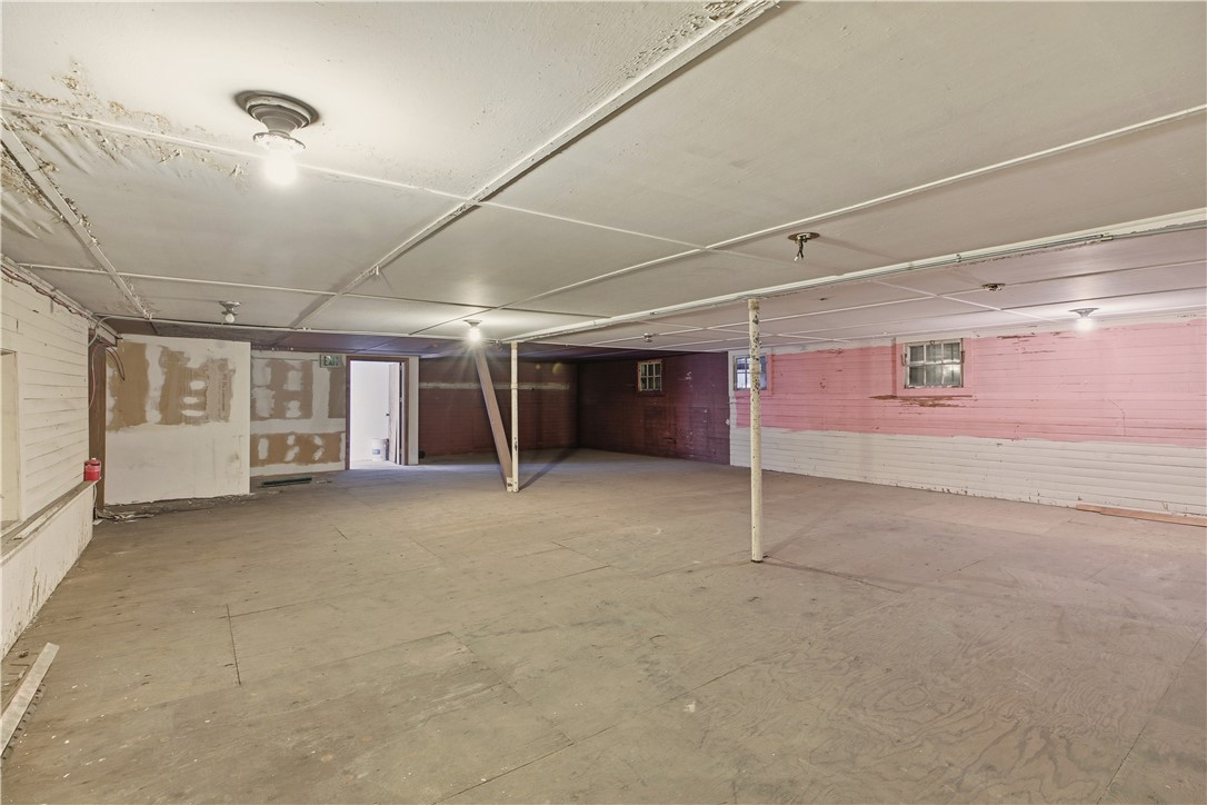 42 Main Road Tiverton, RI 02878 - Photo 32 of 46 1 of 2 Second Floor Flex Spaces