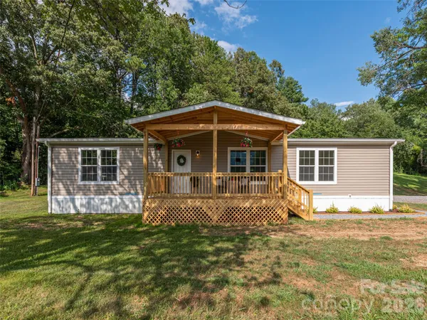 $350,000 | 15 Joe Davis Road, Sylva, NC 28779