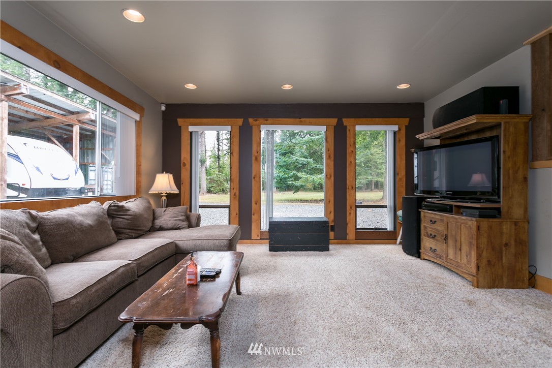 3695 Alm Road Everson, WA 98247 - Photo 3 of 25