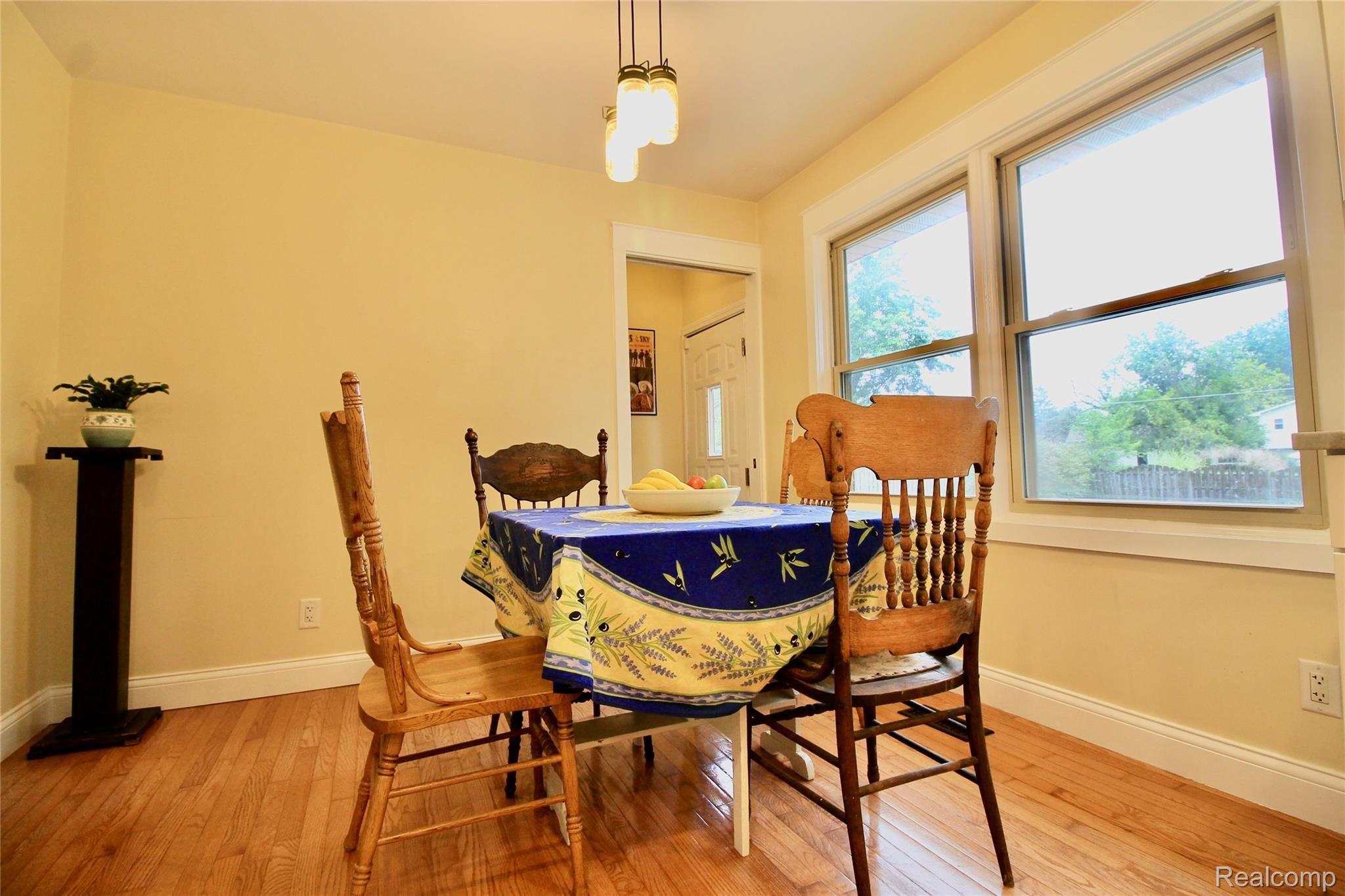 5324 North Georgetown Road Grand Blanc, MI 48439 - Photo 11 of 20 IMG_0285.jpeg