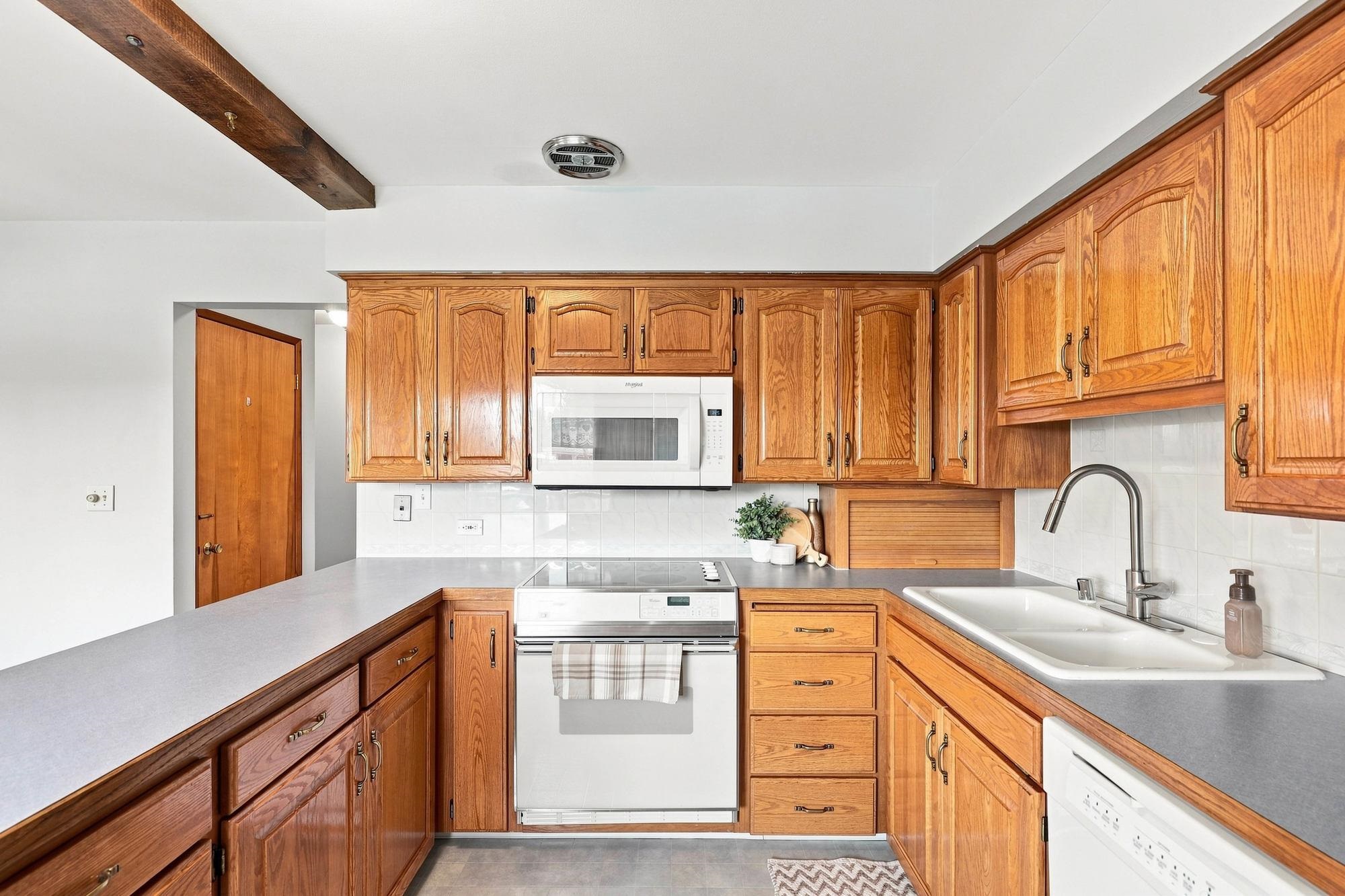 3333 West Woodside Avenue Spokane, WA 99208 - Photo 9 of 32 Gallery Image 9