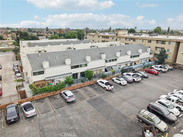 $549,950 | 7869 Ventura Canyon Avenue, Unit 402, Van Nuys, CA 91402