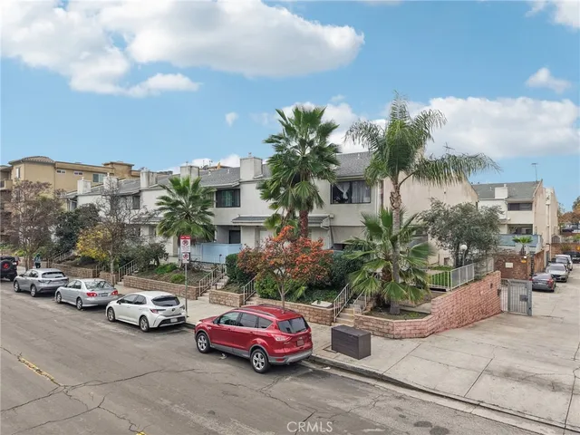 $549,950 | 7869 Ventura Canyon Avenue, Unit 402, Van Nuys, CA 91402