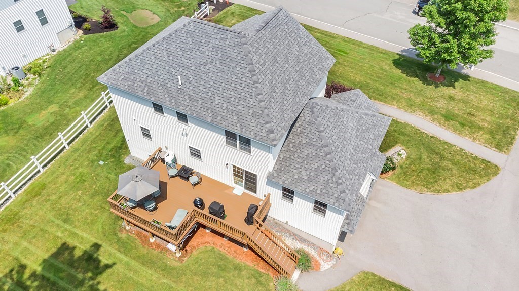 57 Cart Path Road Dracut, MA 01826 - Photo 8 of 33 Gallery Image 8