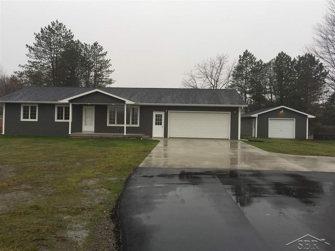 6847 Midland Road Freeland, MI 48623 - Photo 1 of 19 31272010.JPG