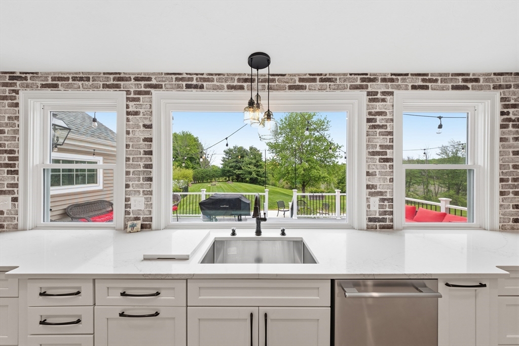65 Rhodes Street Plainville, MA 02762 - Photo 6 of 42 Gallery Image 6