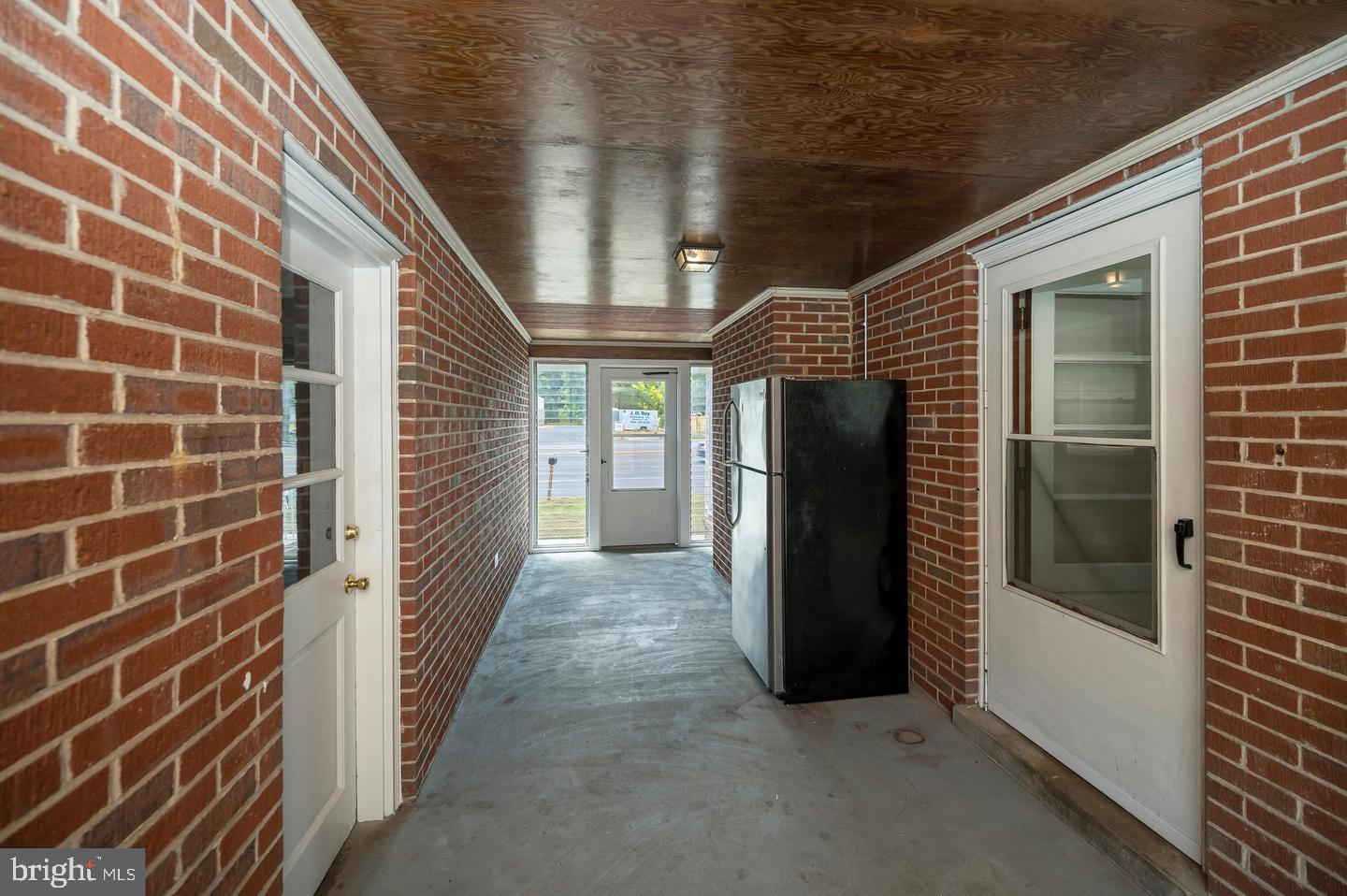 1008 Garrisonville Road Stafford, VA 22556 - Photo 21 of 36