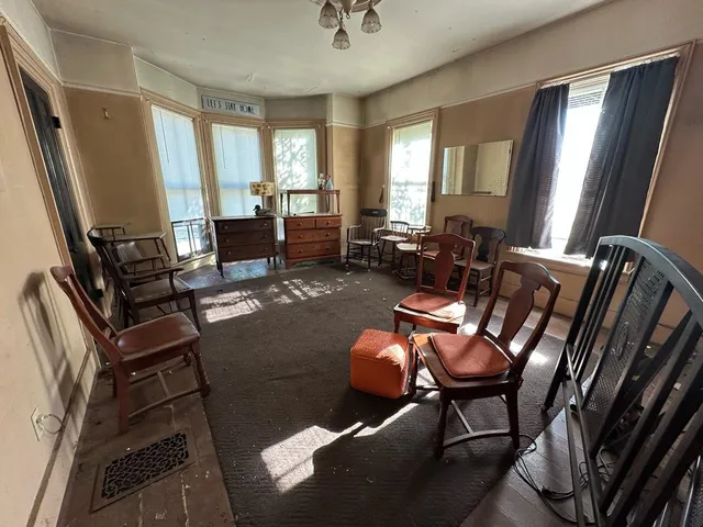 $195,000 | 32 Main Street, Hinsdale, NH 03451