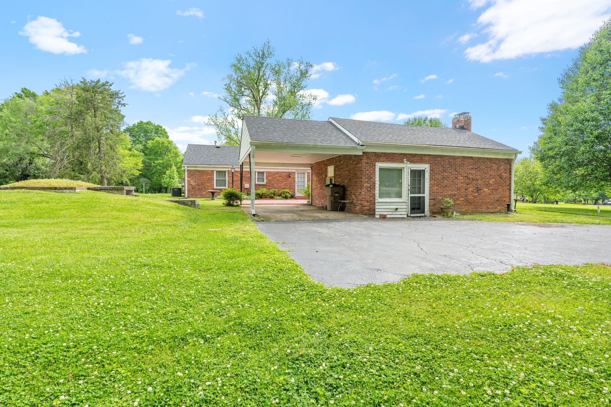 708 Currey Road Nashville, TN 37217 - Photo 6 of 30 Gallery Image 6