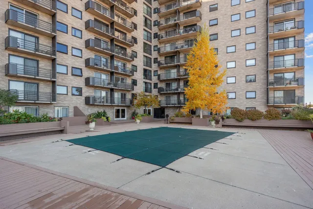 $120,000 | 66 9th Street East, Unit 2501, St. Paul, MN 55101