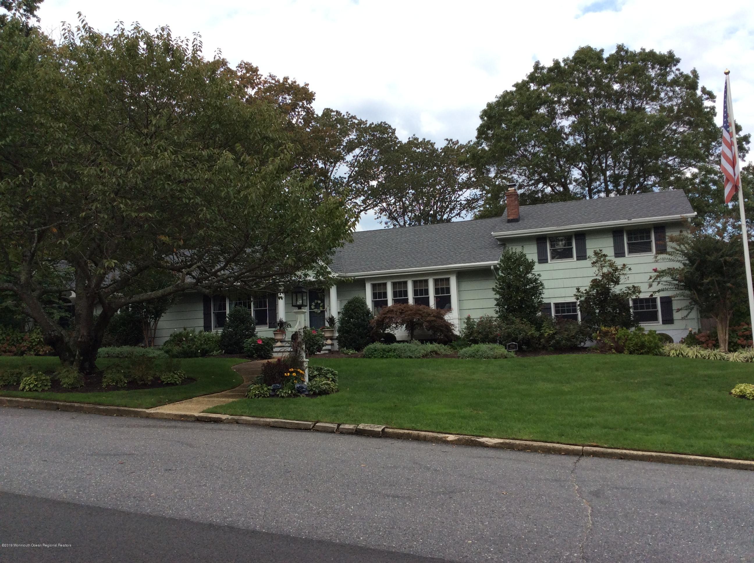 1001 Forrest Road Brielle, NJ 08730 - Photo 4 of 64 forrest9