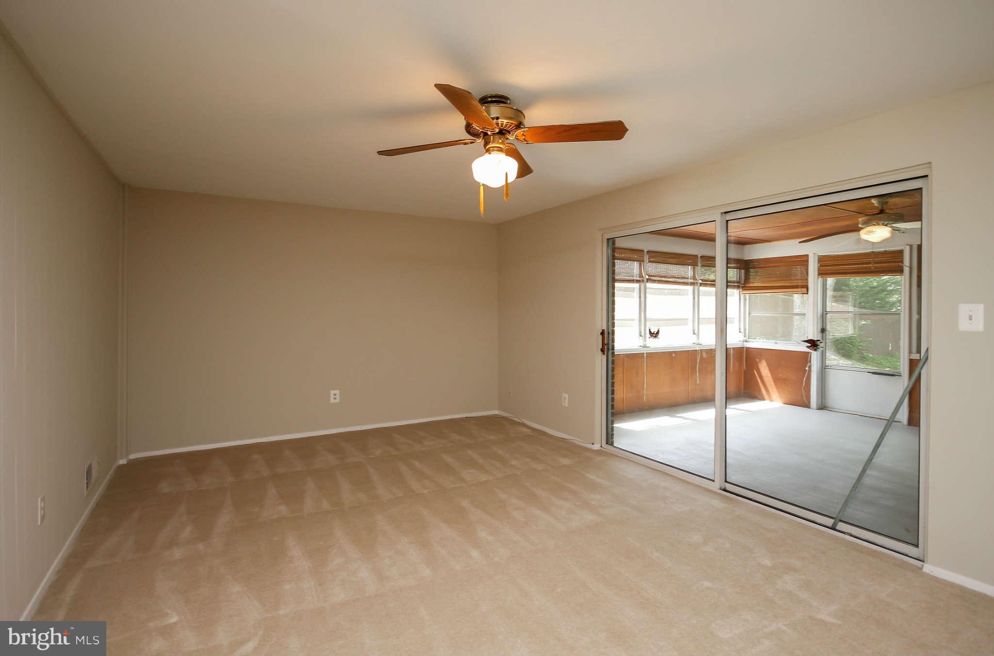 10906 Fiesta Road Silver Spring, MD 20901 - Photo 6 of 24 Family Room